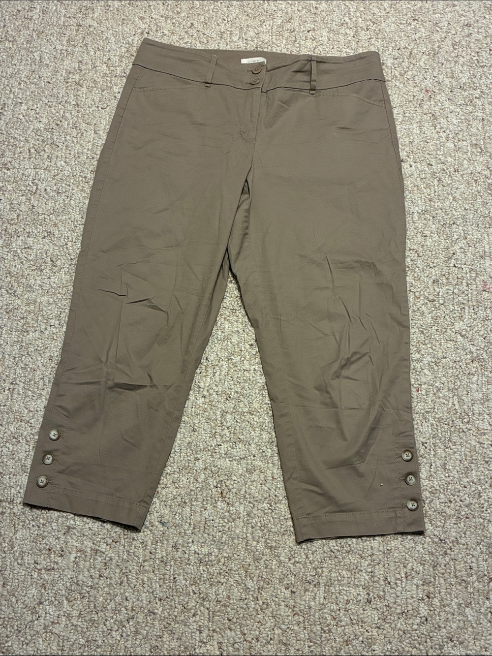 Women's Loft Original Crop Khaki Capris Size 12 EUC